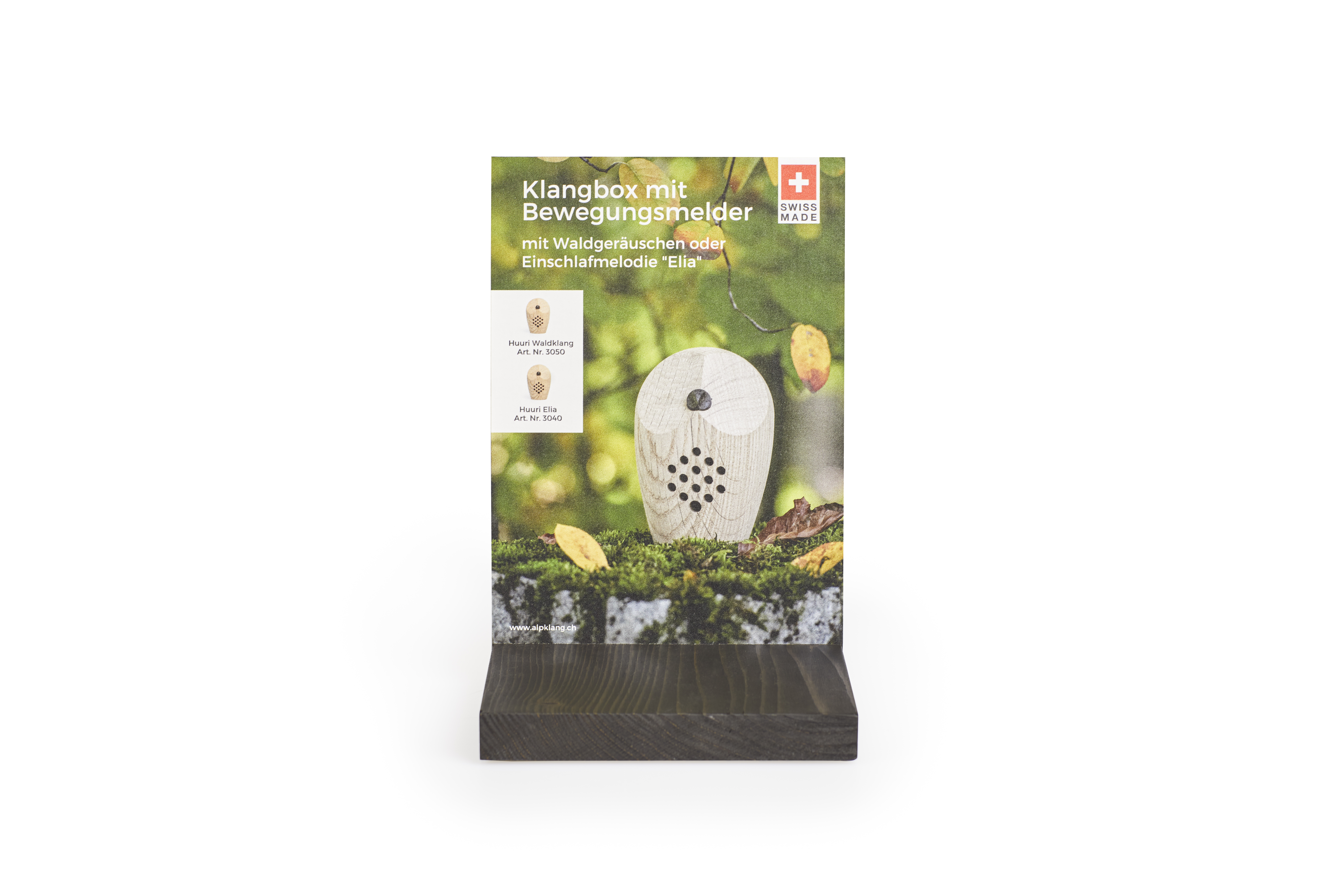 Huuri_Holzdisplay-mit-Kartonwand_03_09 Holz-Display für Klangbox Huuri